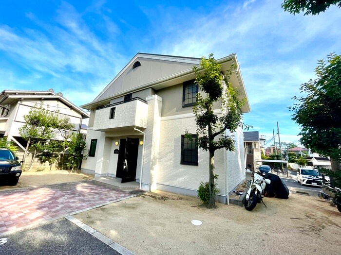 物件外観写真1　(外観写真)