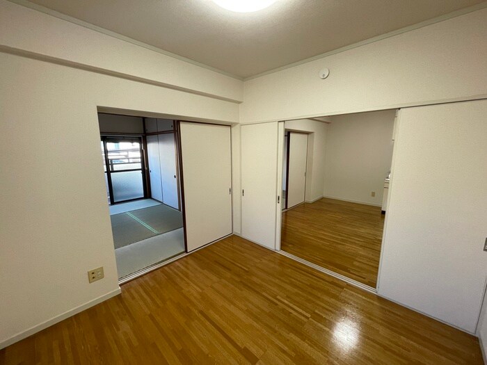 物件内観写真9　(居室)