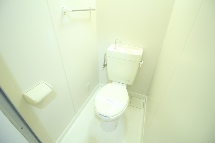 物件内観写真16　(トイレ)