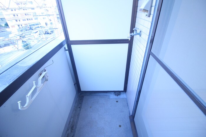 物件内観写真19　(洗濯機置場)