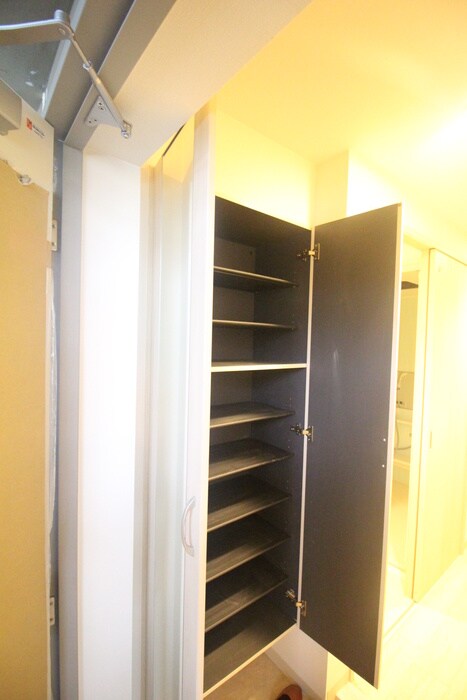 物件内観写真15　(靴箱)