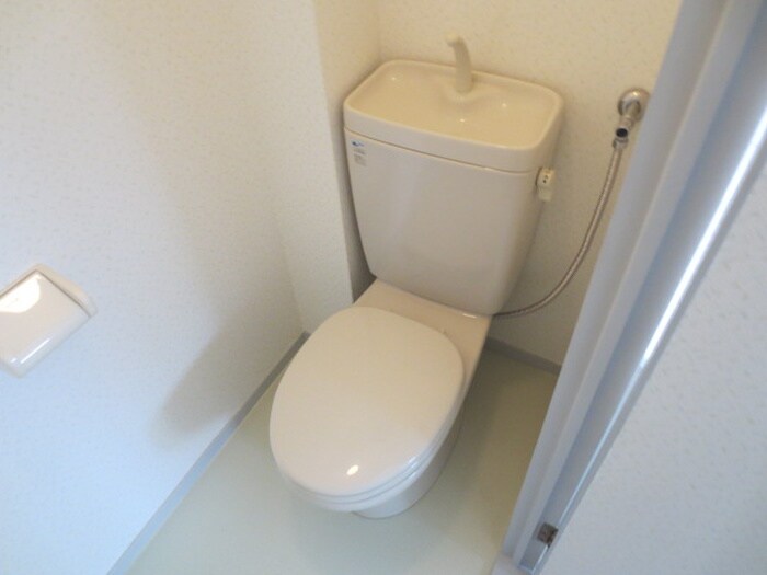 物件内観写真5　(トイレ)