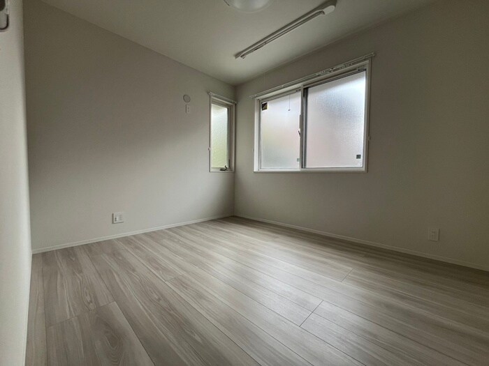 物件内観写真9　(居室)