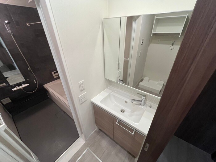 物件内観写真10　(洗面)