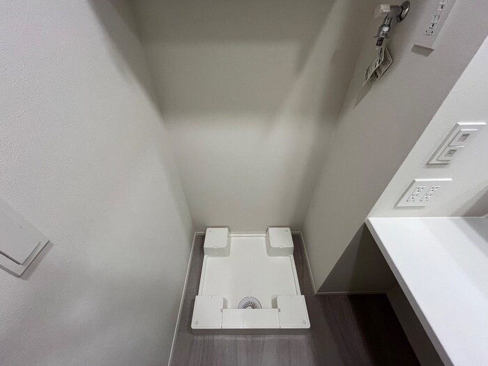 物件内観写真14　(洗濯機置場)