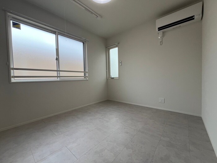 物件内観写真14　(居室)