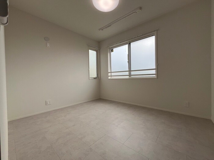 物件内観写真14　(居室)