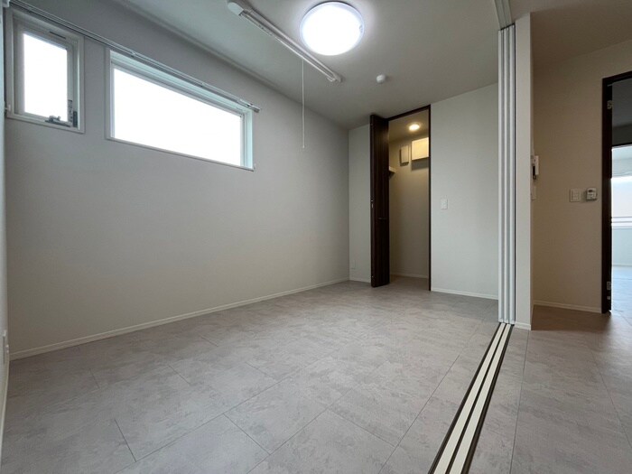 物件内観写真16　(居室)