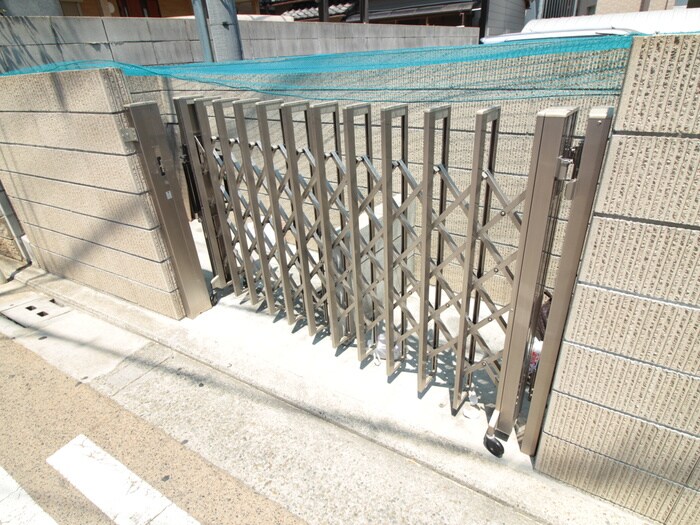 物件外観写真6　(建物設備)