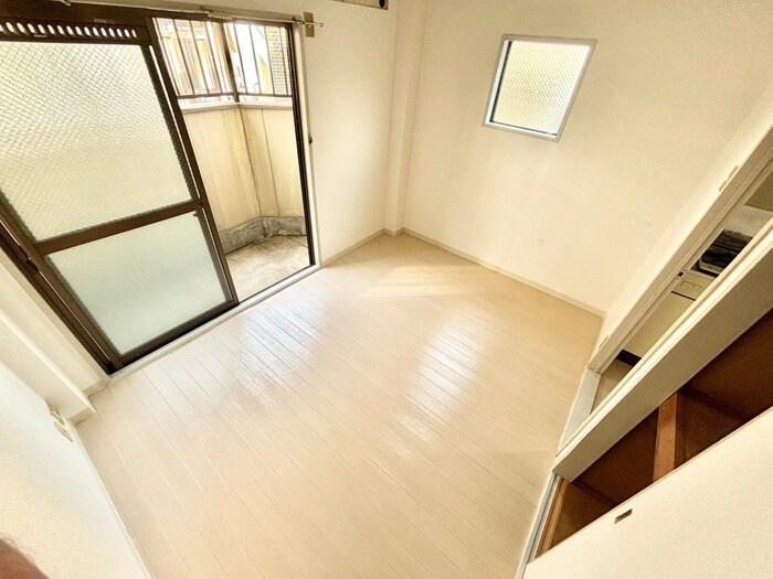 物件内観写真11　(居室)