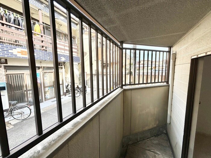 物件内観写真22　(室内からの展望)