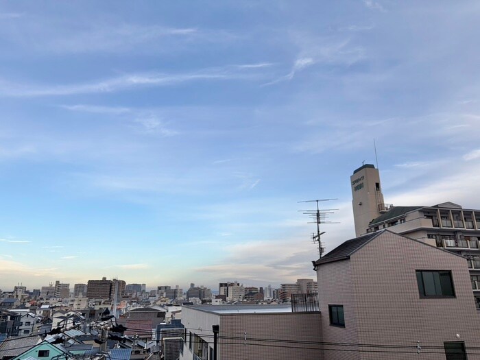 物件内観写真17　(室内からの展望)