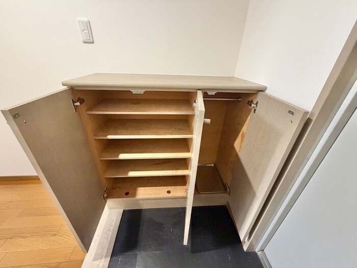 物件内観写真20　(靴箱)