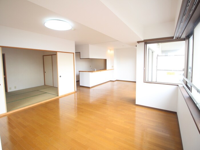 物件内観写真12　(居室)