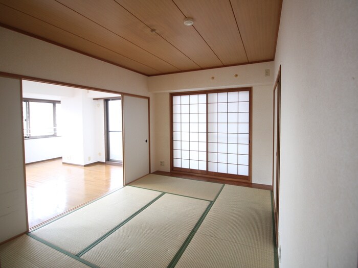 物件内観写真13　(居室)