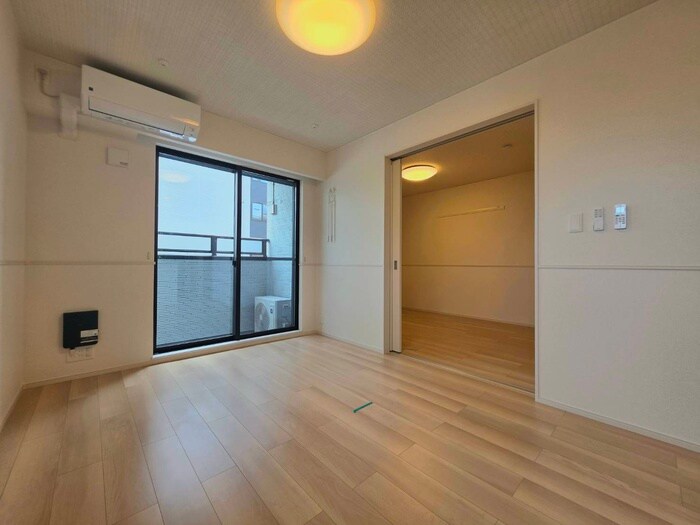 物件内観写真9　(居室)