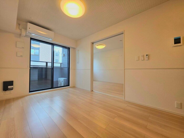 物件内観写真11　(居室)