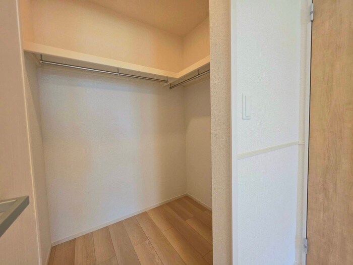 物件内観写真17　(収納)