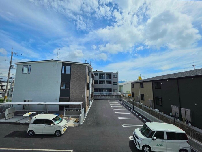 物件内観写真22　(室内からの展望)