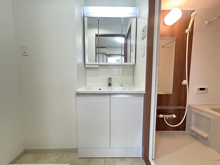 物件内観写真12　(洗面)