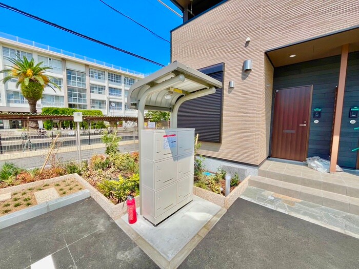 物件外観写真5　(建物設備)