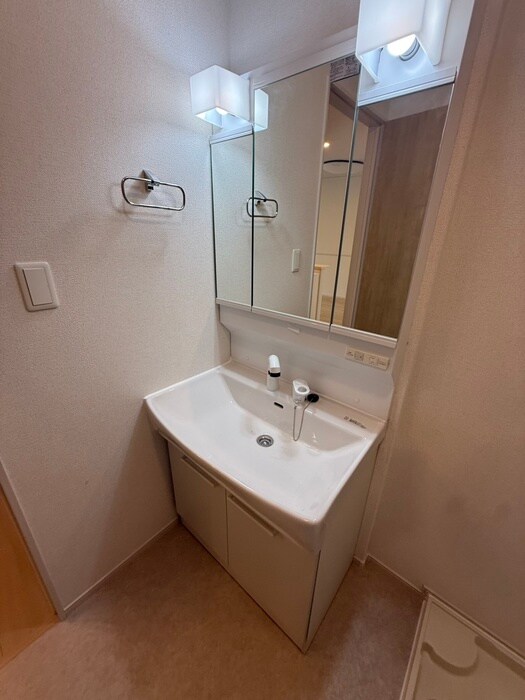 物件内観写真13　(洗面)