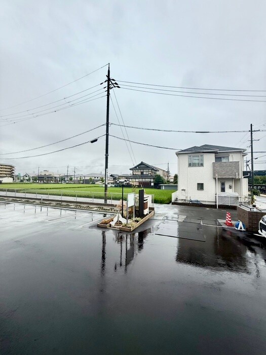 物件内観写真16　(室内からの展望)