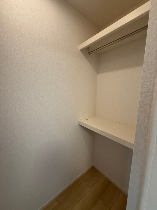 物件内観写真16　(収納)
