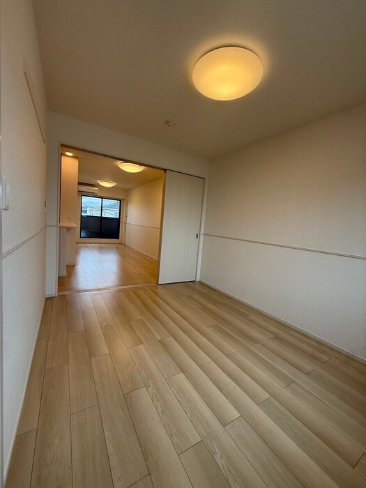 物件内観写真16　(居室)