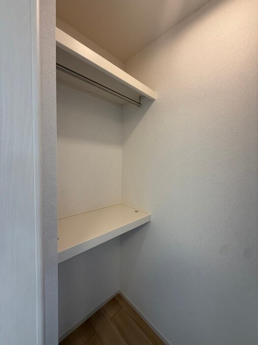 物件内観写真18　(収納)
