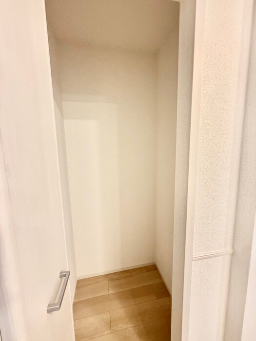 物件内観写真21　(収納)