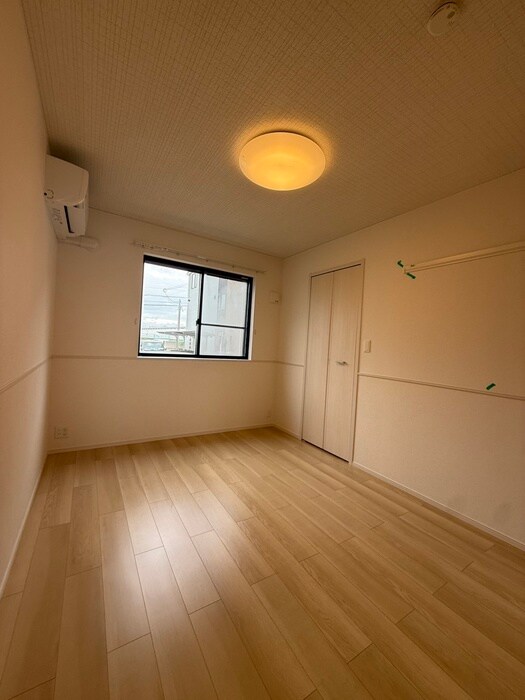 物件内観写真21　(居室)