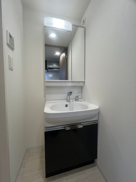 物件内観写真10　(洗面)