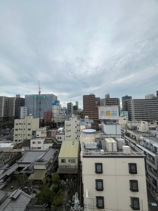 物件内観写真16　(室内からの展望)