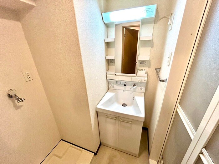 物件内観写真10　(洗面)