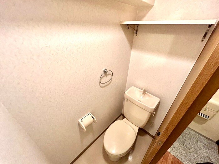 物件内観写真11　(トイレ)