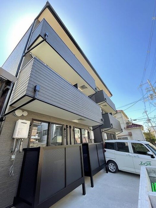 物件外観写真1　(外観写真)