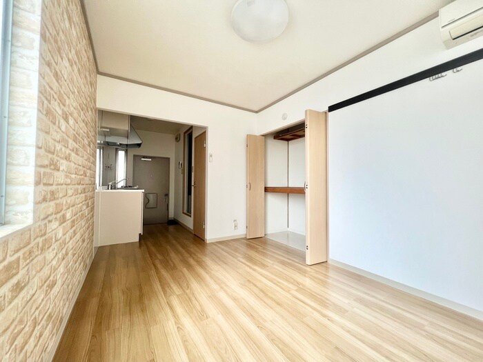 物件内観写真9　(居室)