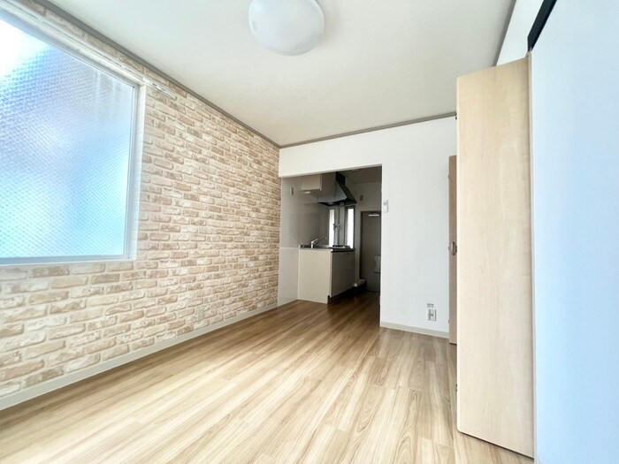 物件内観写真10　(居室)