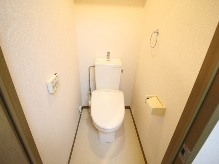 物件内観写真10　(トイレ)