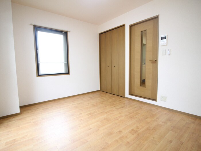 物件内観写真21　(居室)