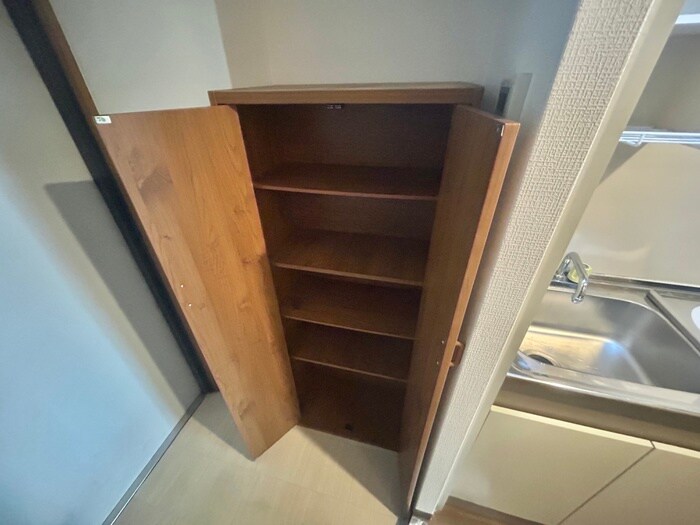 物件内観写真8　(靴箱)