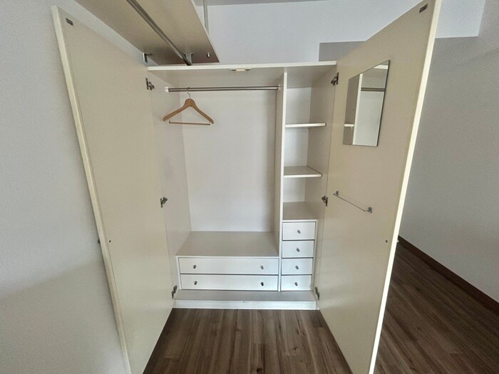 物件内観写真13　(収納)