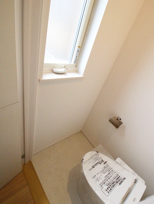 物件内観写真7　(トイレ)