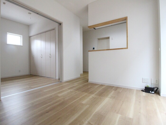 物件内観写真12　(居室)