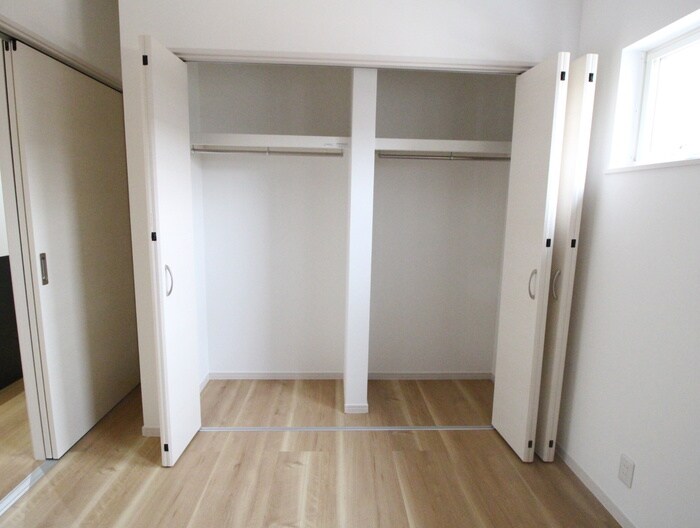 物件内観写真13　(収納)