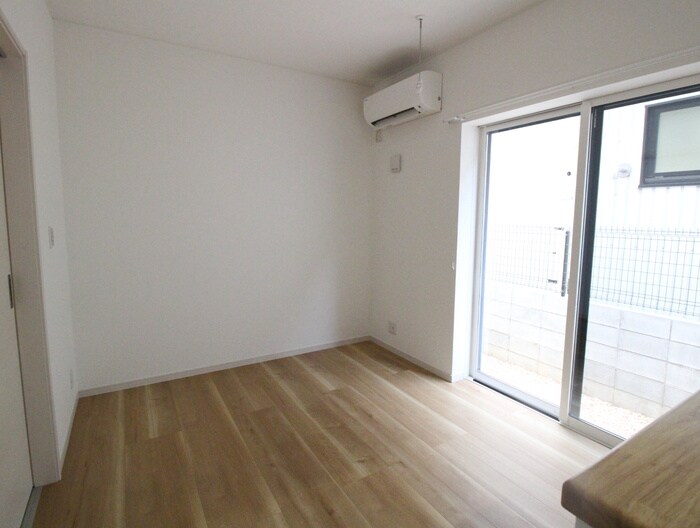 物件内観写真14　(居室)