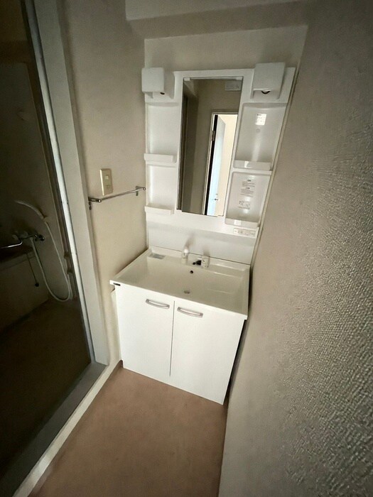 物件内観写真11　(洗面)