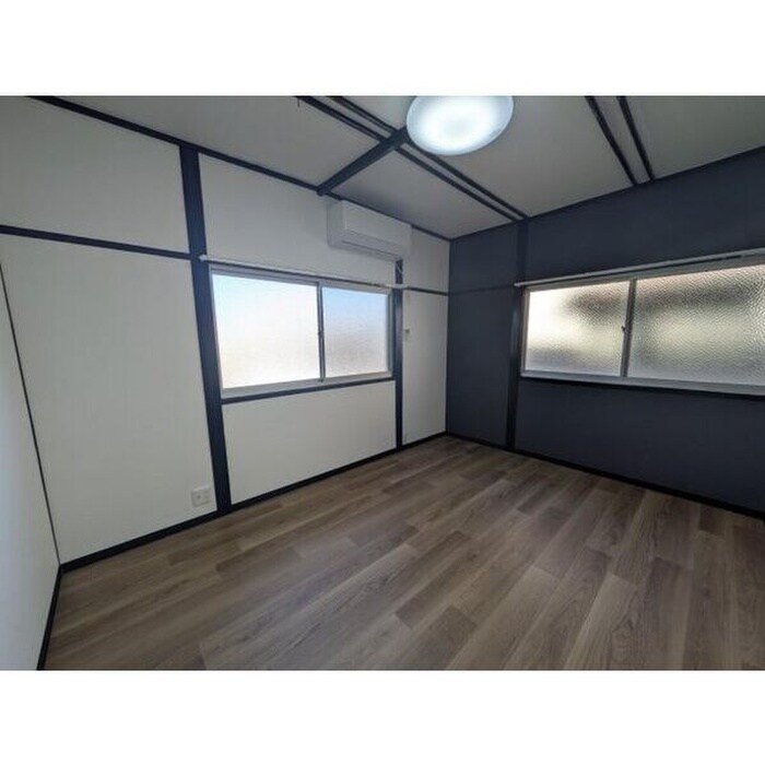 物件内観写真4　(居室)