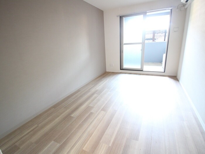 物件内観写真9　(ベランダ・バルコニー)